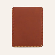 MZ Leather Craft dikey minimalist kiremit Buttero deri kartlık, pürüzsüz sürekli deri paneli ve çevreleyen sarı el dikişlerini gösteren arka görünüm