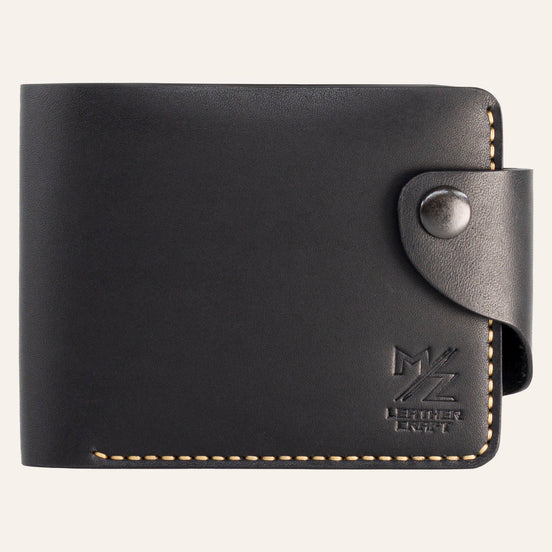 MZ Leather Craft çıtçıtlı siyah Buttero deri klasik erkek cüzdanı, kapalı önden görünüm ve kontrast sarı el dikişi detayları