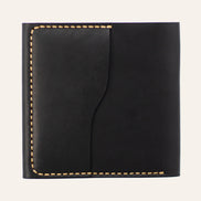MZ Leather Craft çift çıtçıtlı dil kapaklı siyah Buttero deri cüzdan arka görünüm, kontrast sarı el dikişli pratik dış kart bölmesi