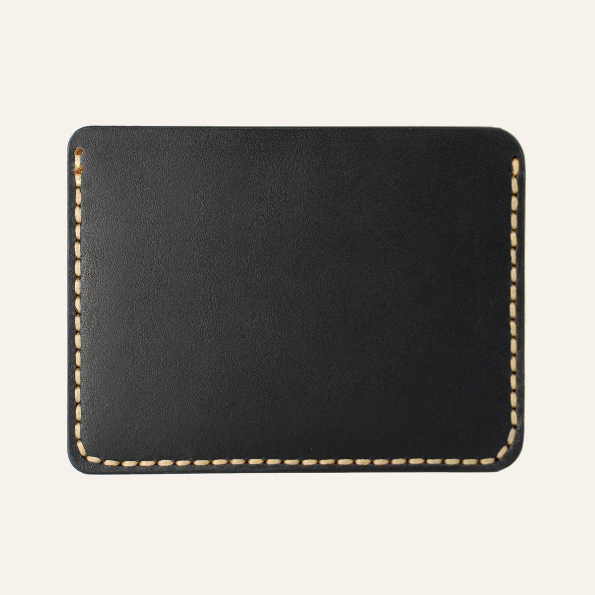 MZ Leather Craft yatay minimalist siyah Buttero deri kartlık, temiz arka paneli ve çevreleyen sarı el dikişlerini gösteren arka görünüm