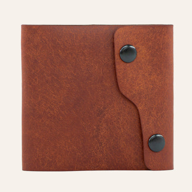 MZ Leather Craft çift çıtçıtlı dil kapaklı kiremit Pueblo deri erkek cüzdanı, kapalı önden görünüm ve asimetrik kapak tasarımı 